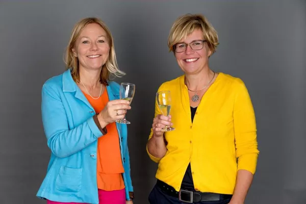 Bild: Kooperation von Network Women Grünwald e.V. mit dem Verein für Fraueninteressen e.V. eröffnet neue Chancen