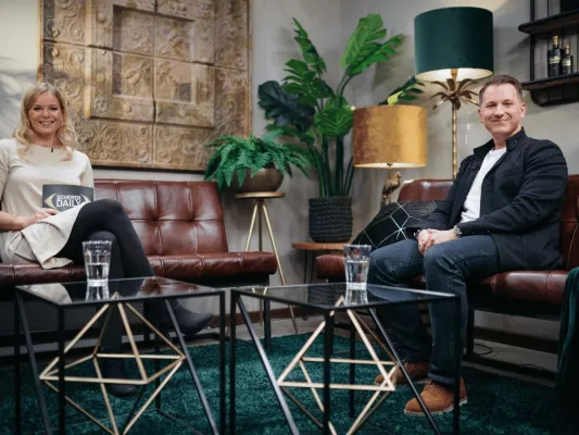 Bild: Dennis Philippsen schreibt Geschichte, indem er die internationale Anerkennung erlangt