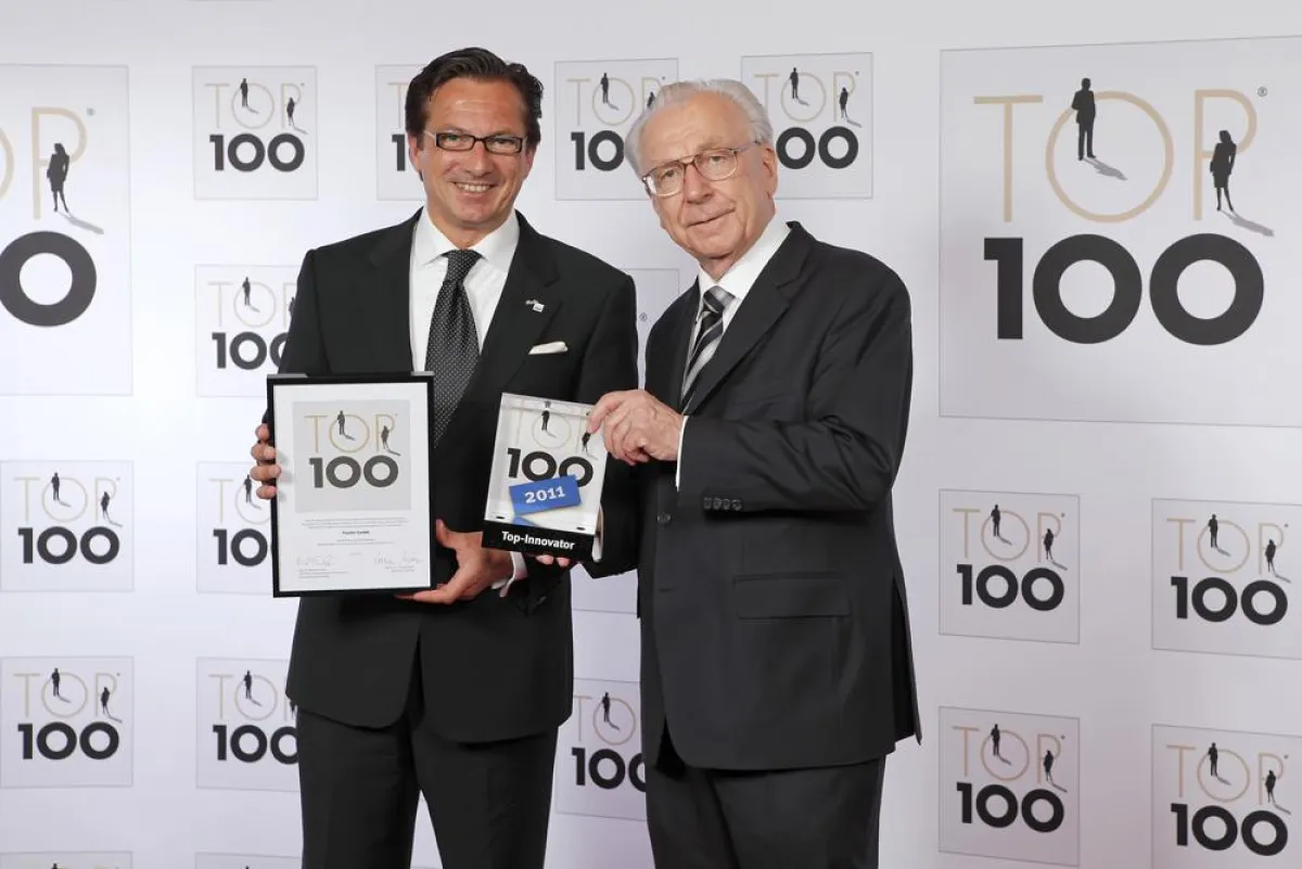 Markus H. Kepka (Geschäftsführer Fissler, links) und Lothar Späth (ehem. Ministerpräsident des Landes Baden-Württemberg, rechts)