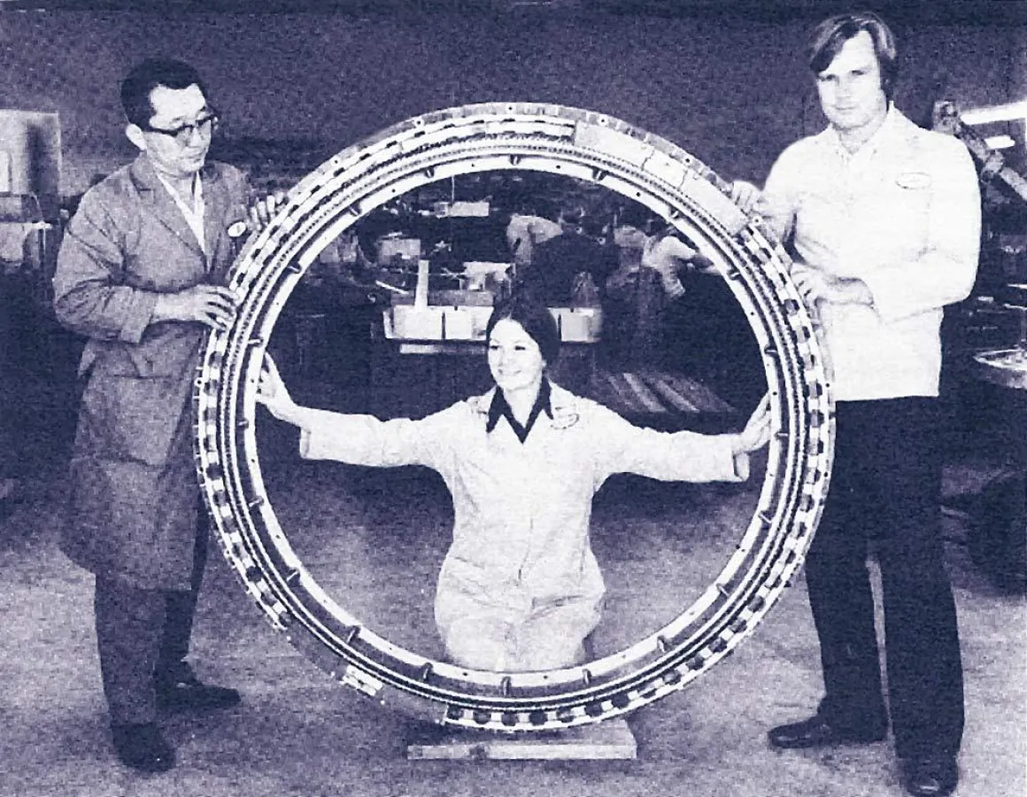 Foto: 1,5 meter Torque-Motor, bürstenbehaftet von Sierracin-Magnedine, California, USA