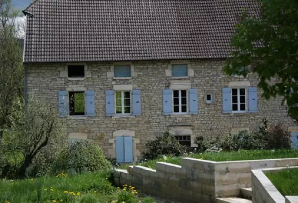 Bild: epasit: Innendämmung und Heizplatten in französischem Herrenhaus