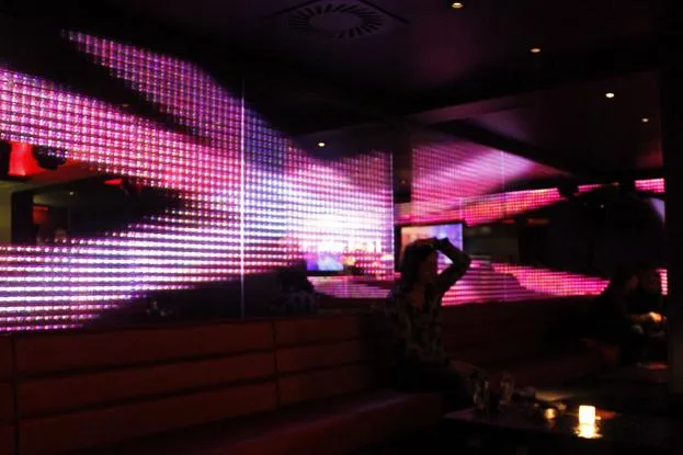 Club Rotes Cliff bekommt von Raumschiff ein Re-Design Bild: Club Rotes Cliff bekommt von Raumschiff ein Re-Design