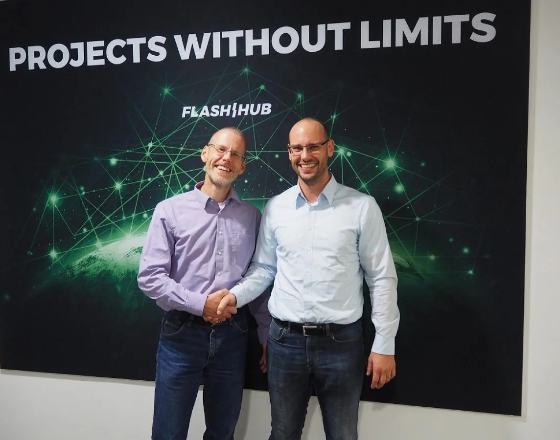 Ralf Hendel (links) und Manuel Pistner freuen sich auf die Zusammenarbeit.