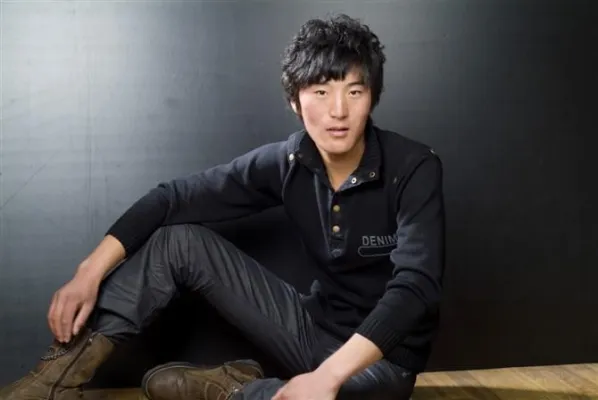 Bild: Tibetischer Student, der seinen Freund schützen wollte, getötet, Osttibet von Militär überzogen