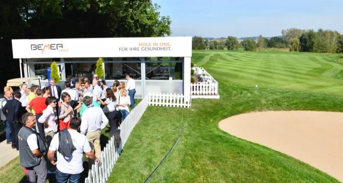 BEMER Stand beim Porsche European Open - Foto: BEMER
