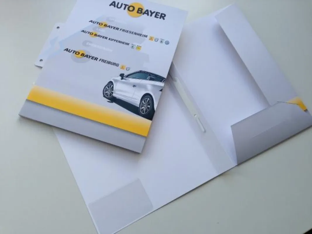 Präsentationsmappen drucken mit Sonderfarben