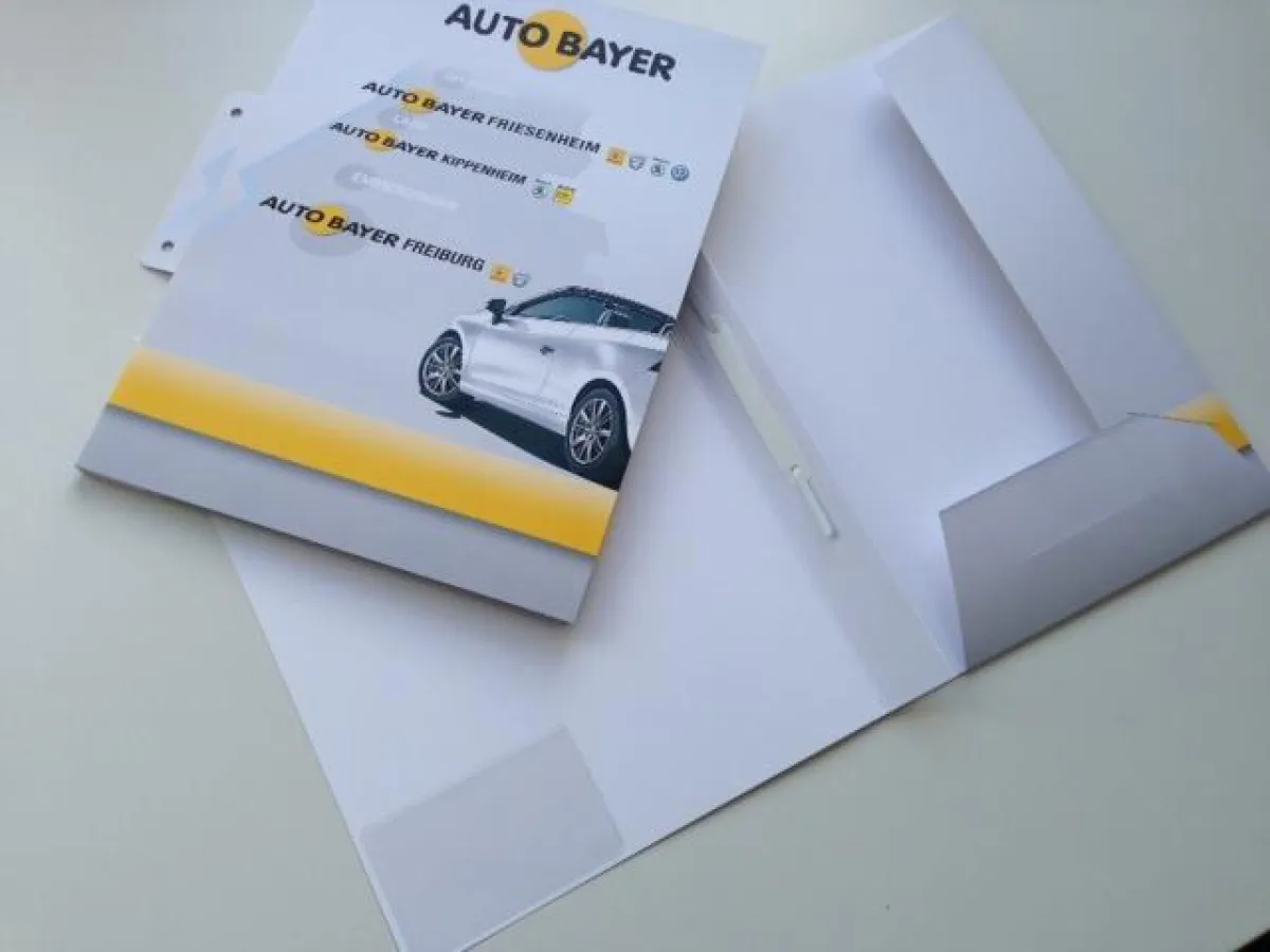 Präsentationsmappen drucken mit Sonderfarben