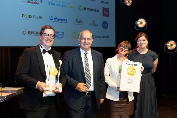 Bild: aveato gewinnt die Auszeichnung Caterer des Jahres 2023