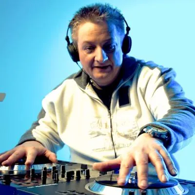 Bild: Das Geheimnis des guten Tons - Eine Publikation zum Thema Audiotechnik bei DJ Lutz, Stuttgart