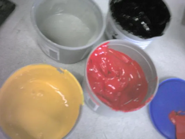 Stark bei Etiketten Bild: Stark bei Etiketten