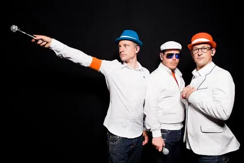 Bild: FETTES BROT SCHICKT 500 FANS NACH AMSTERDAM