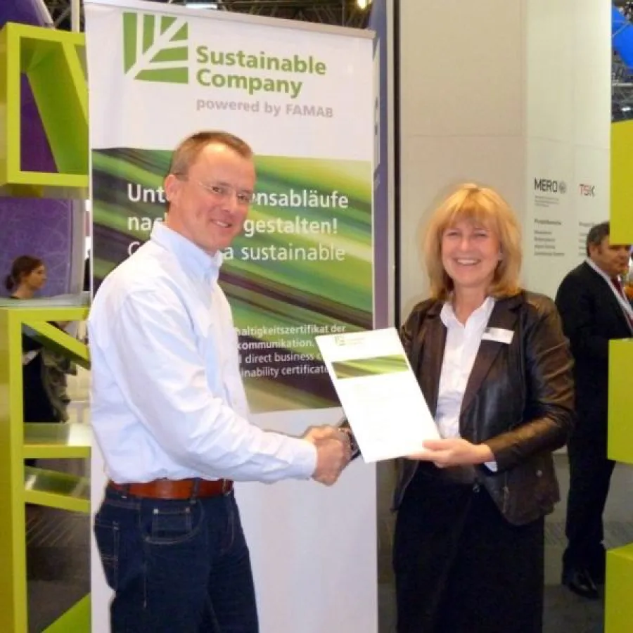 Verleihung des Zertifikats auf der Euroshop 2014