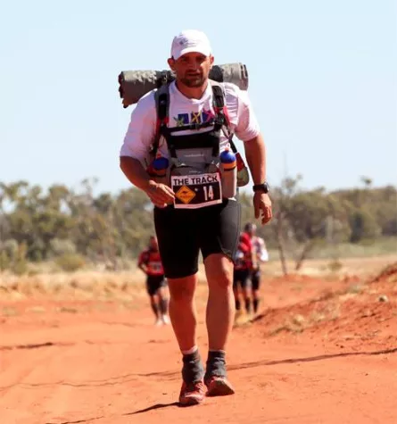 Bild: Michael Snehotta startet ersten Lauf im unabhängigen Königreich Bhutan mit neuem Ausrüster