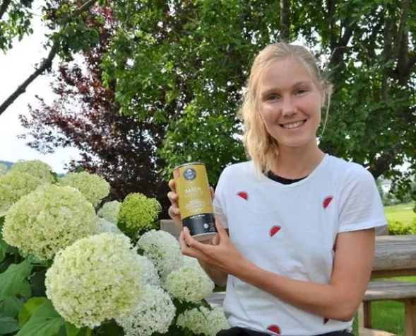 M. Reich unterstützt Spitzenathletin Sandra Koblmüller Bild: M. Reich unterstützt Spitzenathletin Sandra Koblmüller