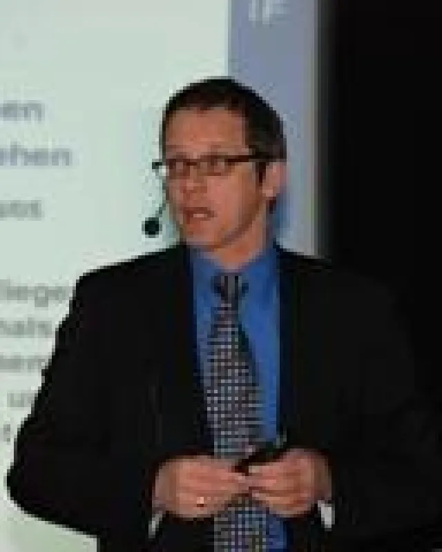 Prof. Burdhard Boemke - die 3. Fachmesse ZEITarbeit in Ulm.