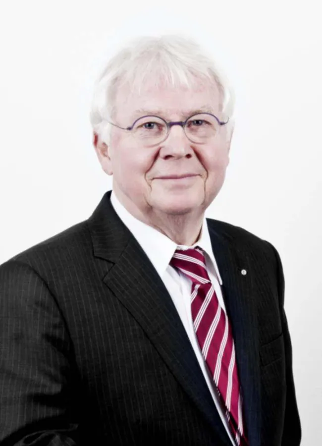 Bernhard L. Bauer zieht sich aus dem aktiven Geschäft zurück.