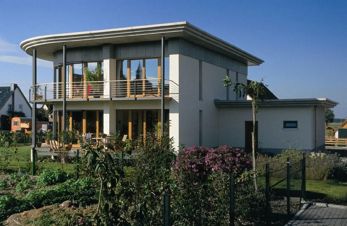 Der Staat unterstützt energetisches Bauen und Sanieren mit einem Bündel an Förderungen. Foto: Architekt Grobe, passivhaus.de/Immowelt.de
