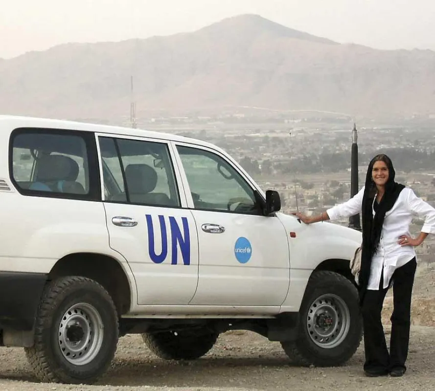 Fernstudien-Absolventin Antje Becker für UNICEF in Nairobi, Kenia