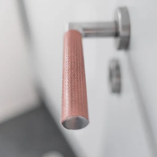 Bild: Shieldex® Kupfer-Tape inaktiviert 99,98% der Corona Viren in wenigen Minuten