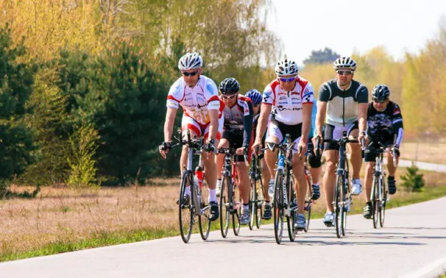 Bild: Trainingslager lockt Triathleten aus ganz Deutschland in die Lausitz