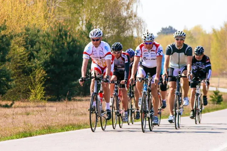 Bild: Trainingslager lockt Triathleten aus ganz Deutschland in die Lausitz