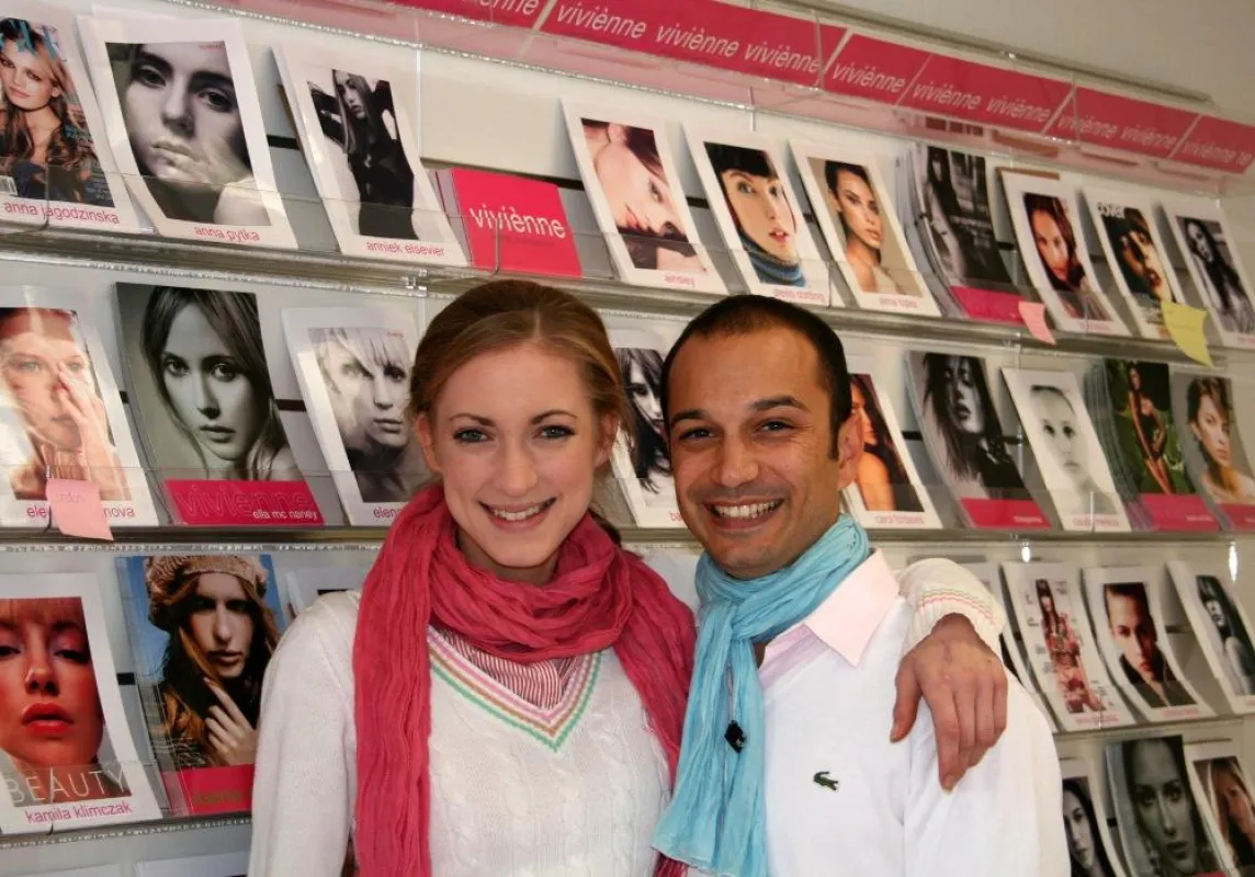 Head-Bookerin, Laura Niemann, mit Geschäftsinhaber , Sascha A. Babel, von viviènne models