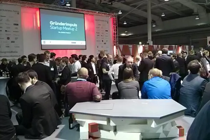 Bild: Über 300 Gäste aus dem Bereich Web- und Mobile bei Startup Meetup zur CeBIT