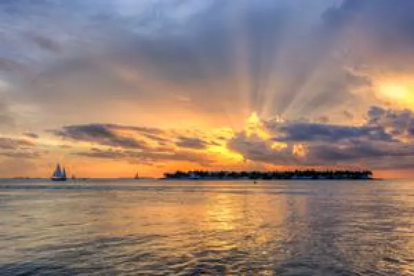 Bild: Spektakuläre Sonnenuntergänge in den Florida Keys & Key West