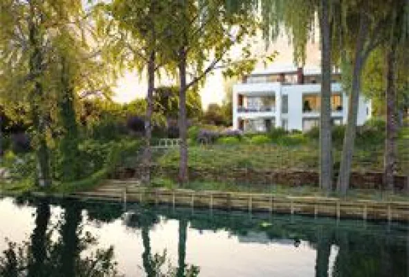 Bild: PROJECT Immobilien startet am Hamburger Immobilienmarkt mit Eigentumswohnungen in exklusiver Wasserlage