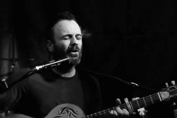 Juni-Auftakt im Dreikönigskeller: Letlo Vin bringt Folk'n'Roll aus Italien nach Frankfurt Bild: Juni-Auftakt im Dreikönigskeller: Letlo Vin bringt Folk'n'Roll aus Italien nach Frankfurt