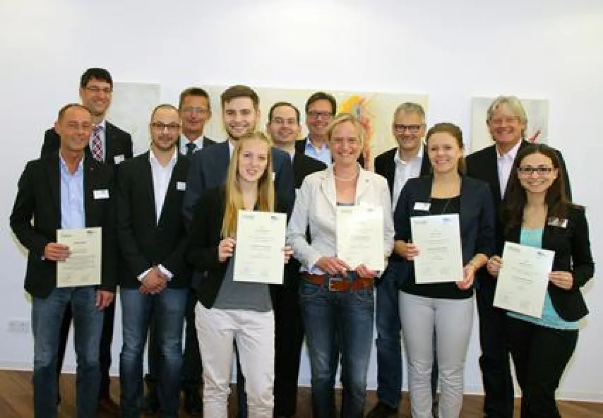 Förderer und Geförderte im Rahmen der diesjährigen Feierstunde zum Deutschlandstipendium.