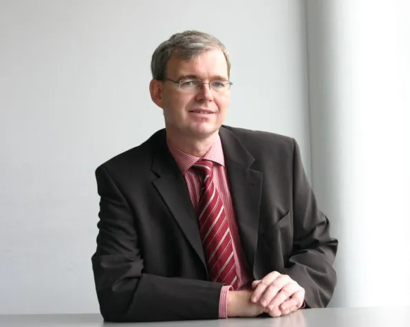 Bild: Dr. Dönges wechselt zu SALT Solutions - Unternehmensbereich Logistik wird weiter ausgebaut