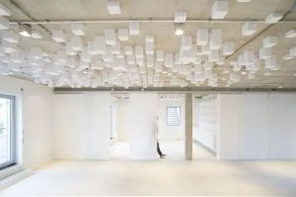 Bild: Architekturbüro setzt auf lichtdurchlässige Schiebewände