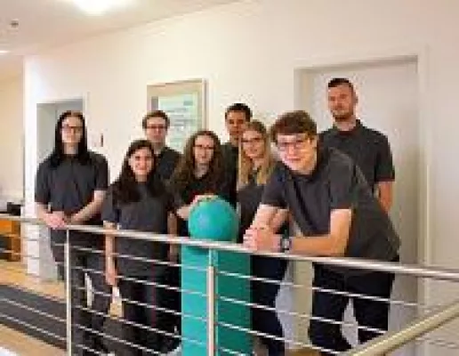 Bild: Bei imbus trifft Theorie auf Praxis