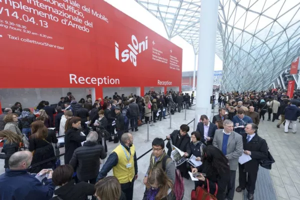 Bild: Längle Hagspiel begeistert auf internationaler Möbel- und Designmesse in Mailand