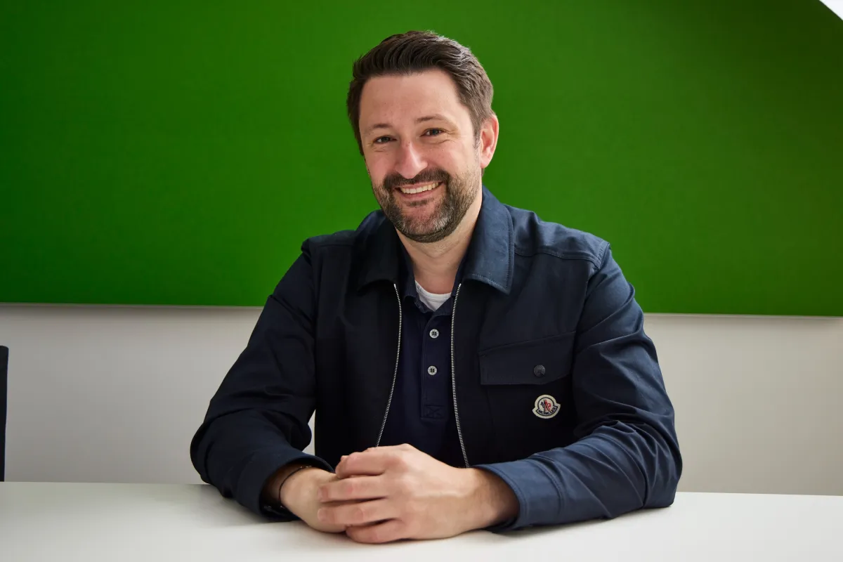 trinidat Geschäftsführer Tobias Geisler berät und begleitet die individuelle Software-Entwicklung (© Oliver Eltinger)