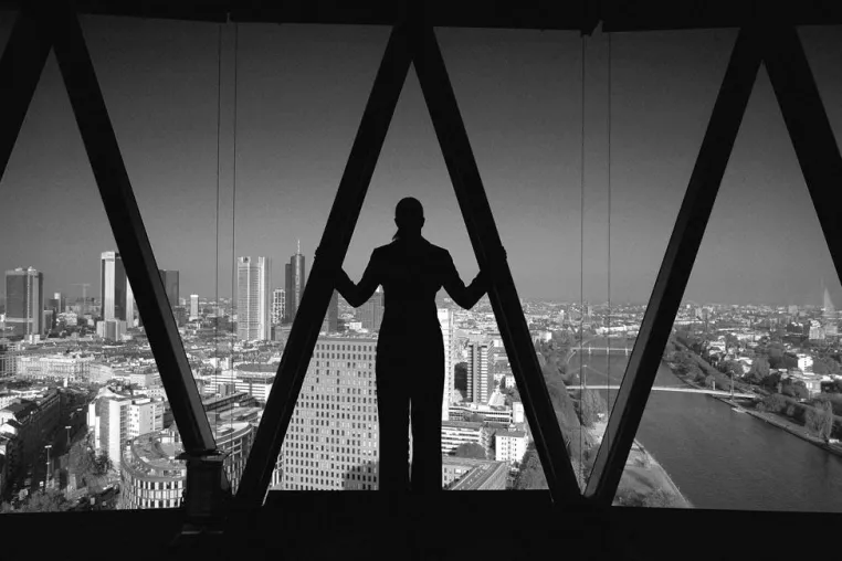 Fotokurs - Die Kunst der Schwarzweißfotografie mit T.A. Hoffmann Bild: Fotokurs - Die Kunst der Schwarzweißfotografie mit T.A. Hoffmann