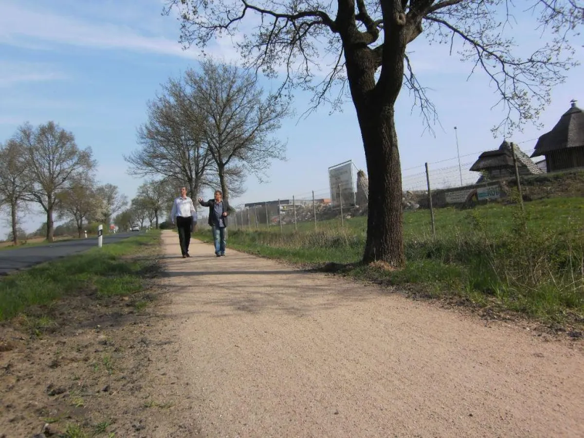 Radweg mit wassergebundener Wegedecke