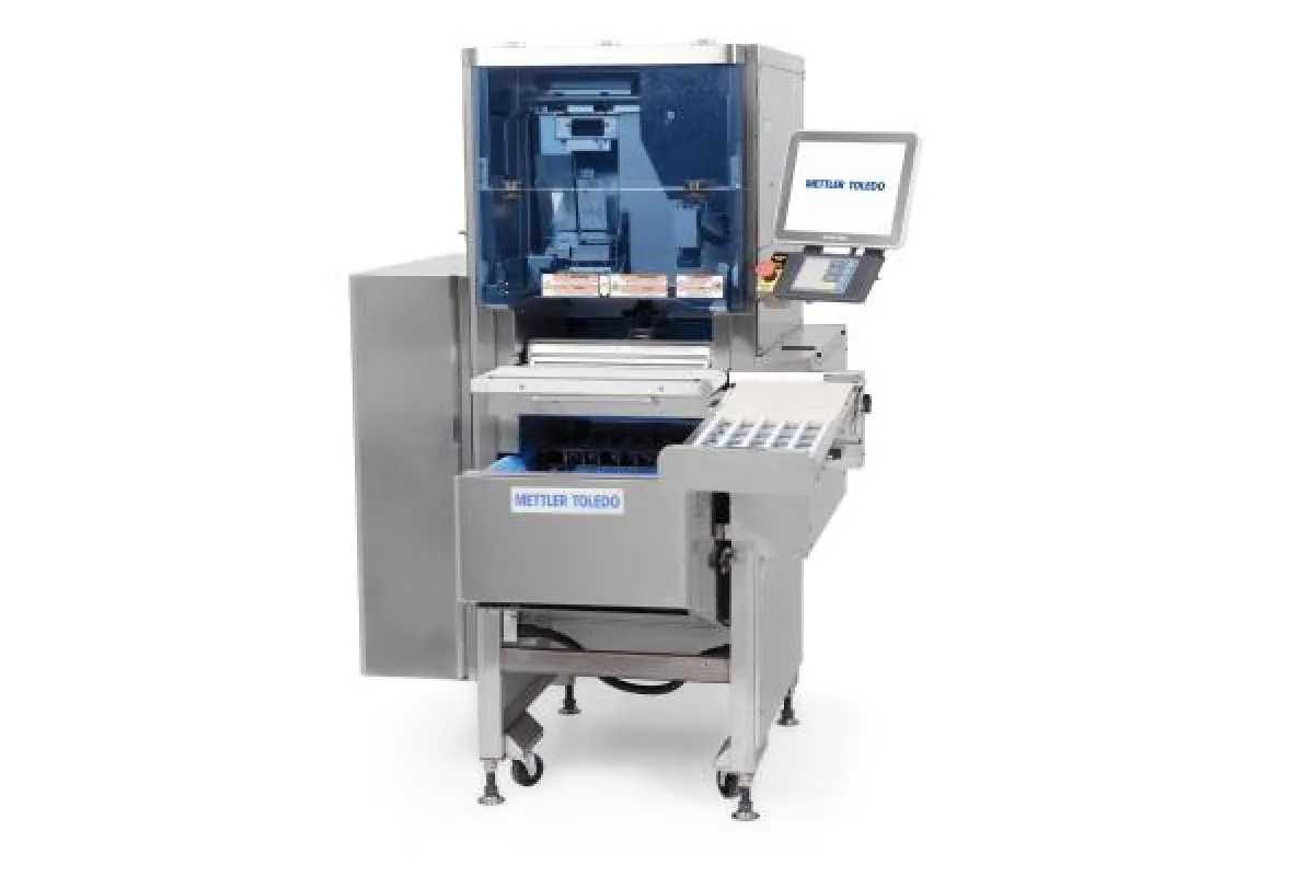 Äußerst kompakt: Der Automatische Verpacker 880 benötigt weniger als zwei Quadratmeter Stellfläche.