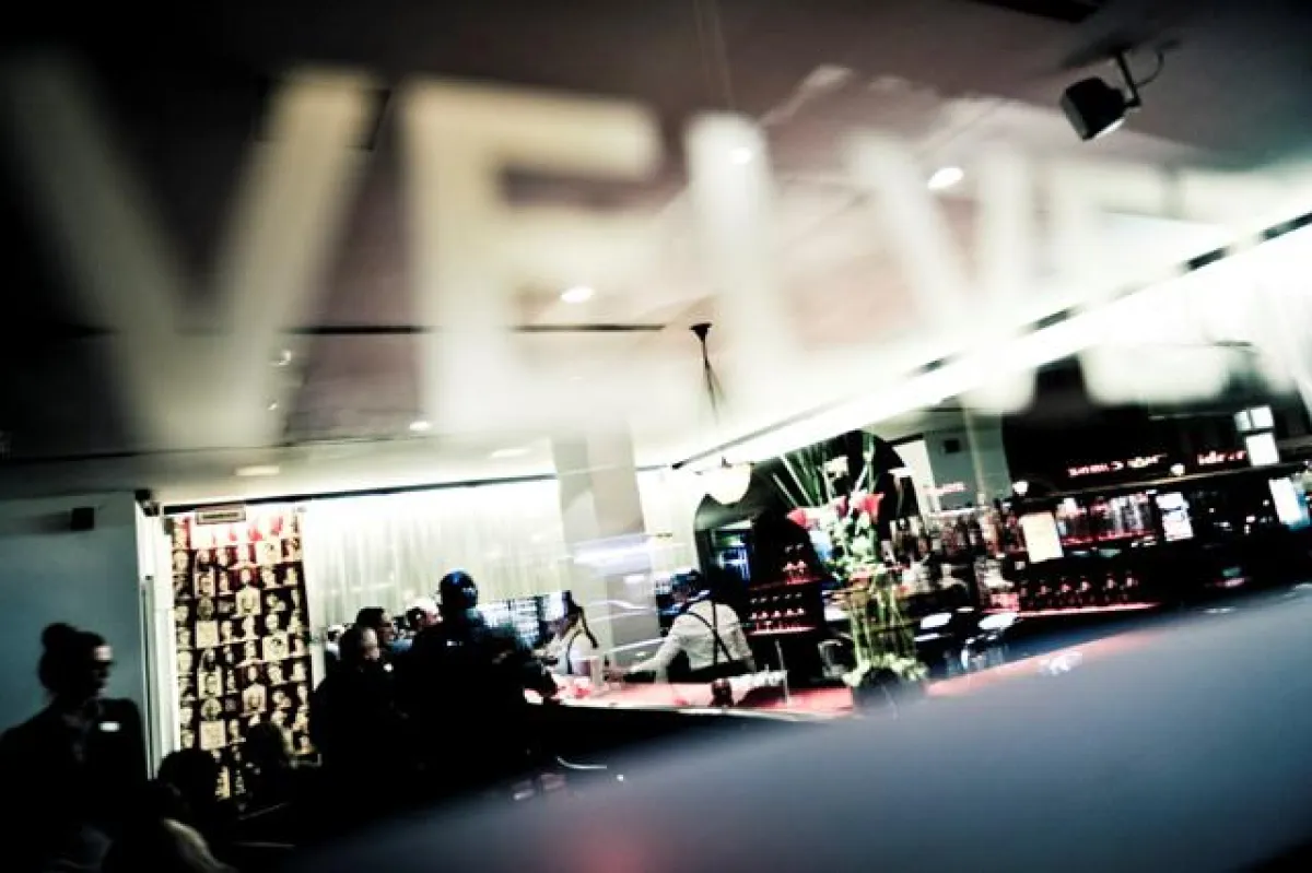 (C) Die Velvet Lounge im ARCOTEL Velvet Berlin