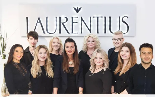 Bild: Auszeichnung für den jüngst gegründeten Friseursalon das Coiffeur Team Laurentius in Bonn.