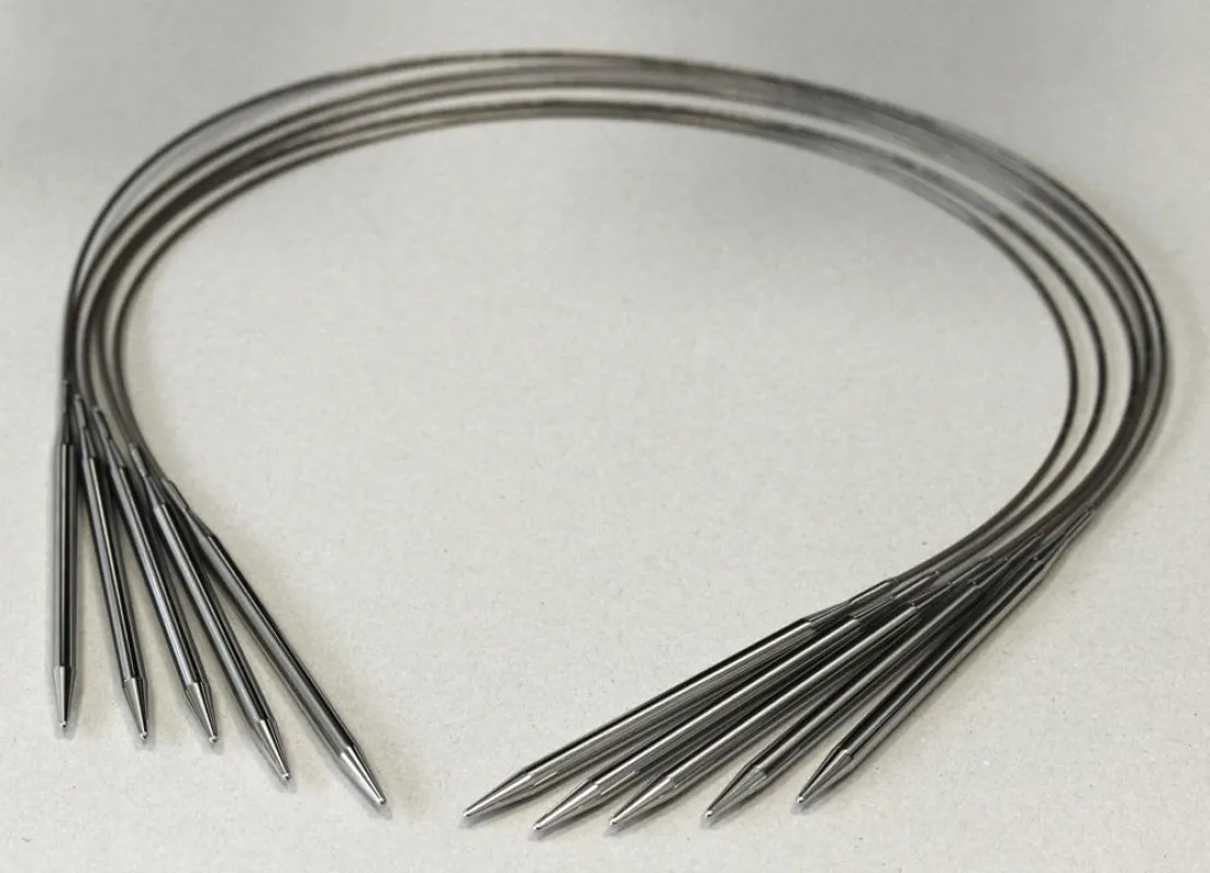 Der Rundstricknadel-Automat zeigt die sehr filigranen Fertigungsmöglichkeiten der Servotechnik auf.