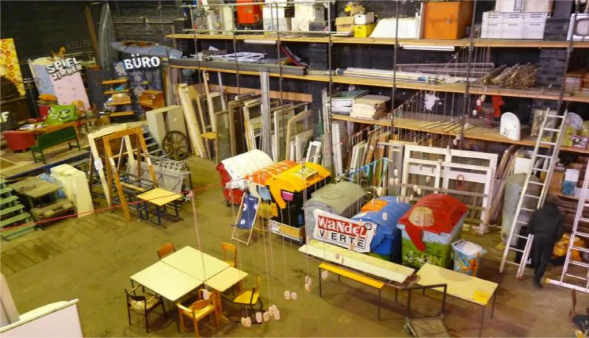 Blick ins Materiallager der Bauteilbörse Hannover