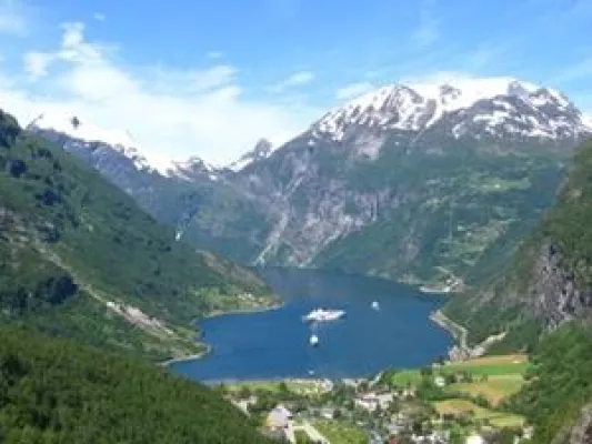 Bild: Aus dem Reichtum der Natur