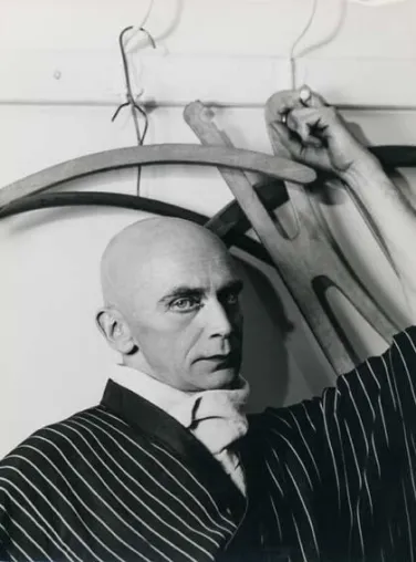 Streng. Einfuhlsam. Spielerisch. Walde Huth. Fotografien 1941 – 1965 Bild: Streng. Einfuhlsam. Spielerisch. Walde Huth. Fotografien 1941 – 1965