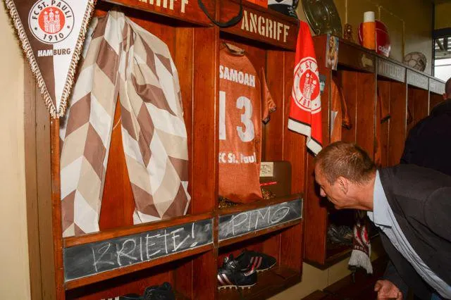 Bild: Auftakt der YellowFox-Roadshow 2014 im Millerntorstadion des FC St. Pauli