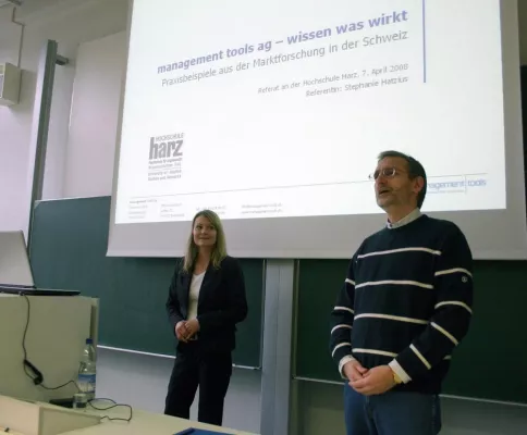 Bild: „Eyetracker“ bei den Wirtschaftspsychologen an der Hochschule Harz