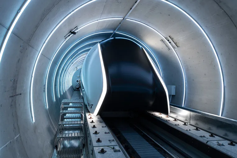 Bild: RUDERER KLEBETECHNIK - TUM München und der Hyperloop: Futuristische Technologie mit Hightech-Klebstoff