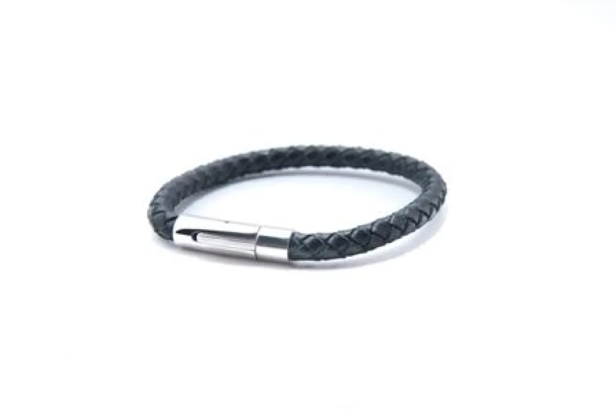 Das Ampli5-Energiearmband sorgt für positive Schwingungen