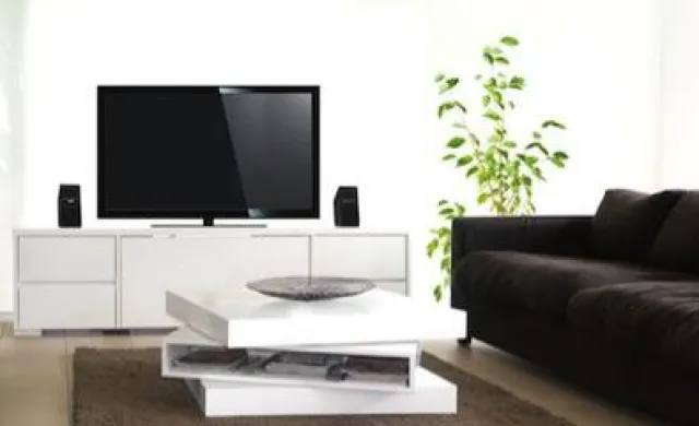 Einfach besserer Fernsehklang: Yamaha präsentiert den TV-Soundbooster Bild: Einfach besserer Fernsehklang: Yamaha präsentiert den TV-Soundbooster